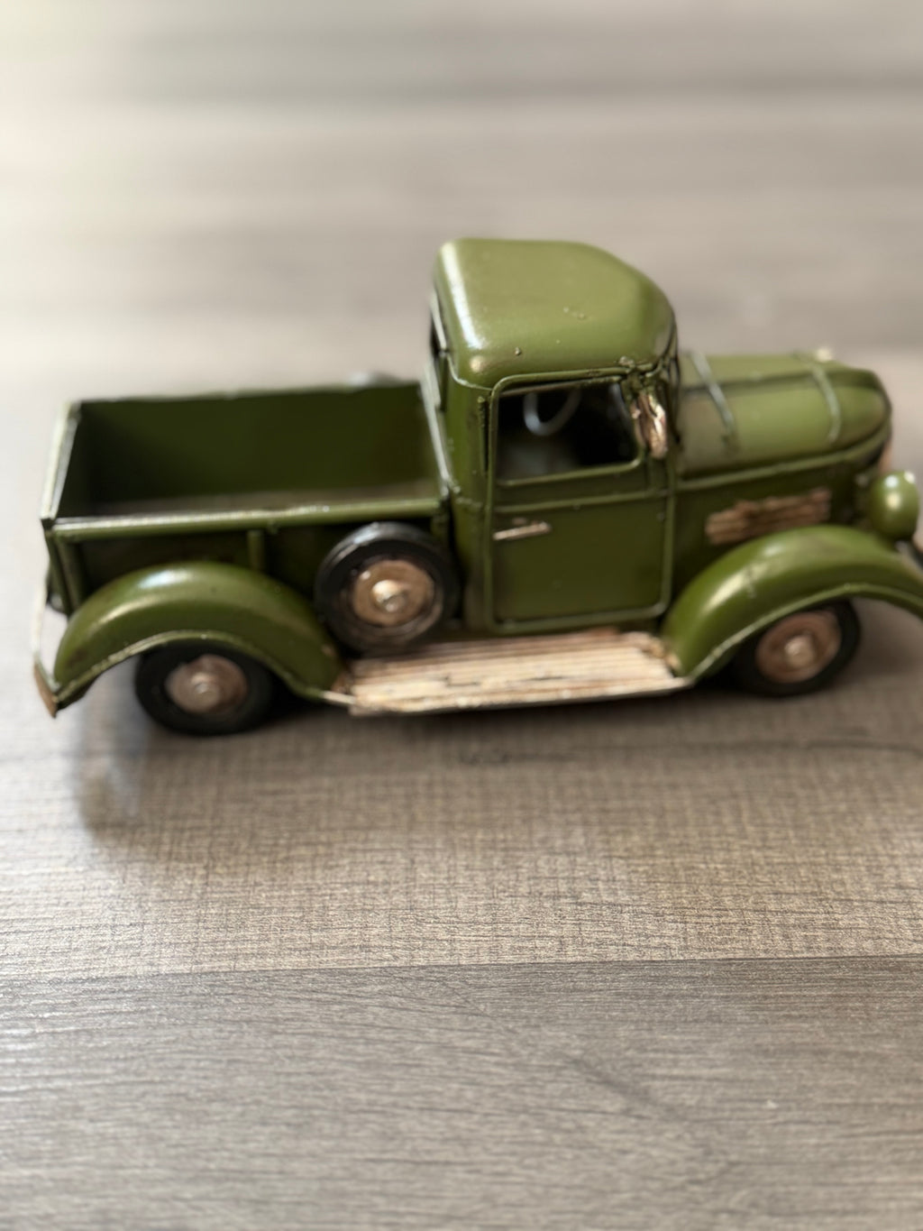 Green Diecast Metal Pickup Truck Toy Model Vehicle Age 8-11 Years