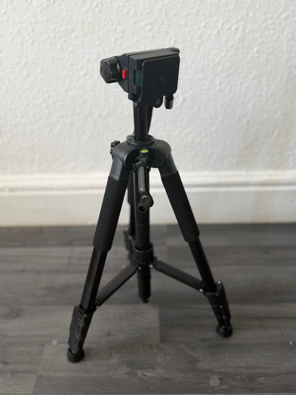 Camera Tripod w/ Pan/Tilt Head, Quick Release, Spirit Level, Adjustable Legs