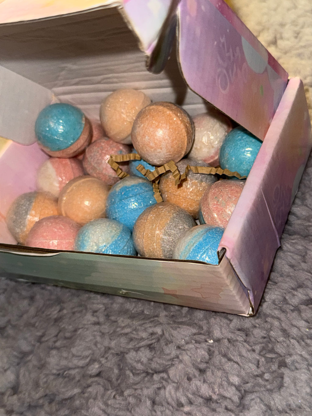 Mini Unicorn Bath Bombs Gift Set – 18PCS Colourful Fizzy Bath Bombs