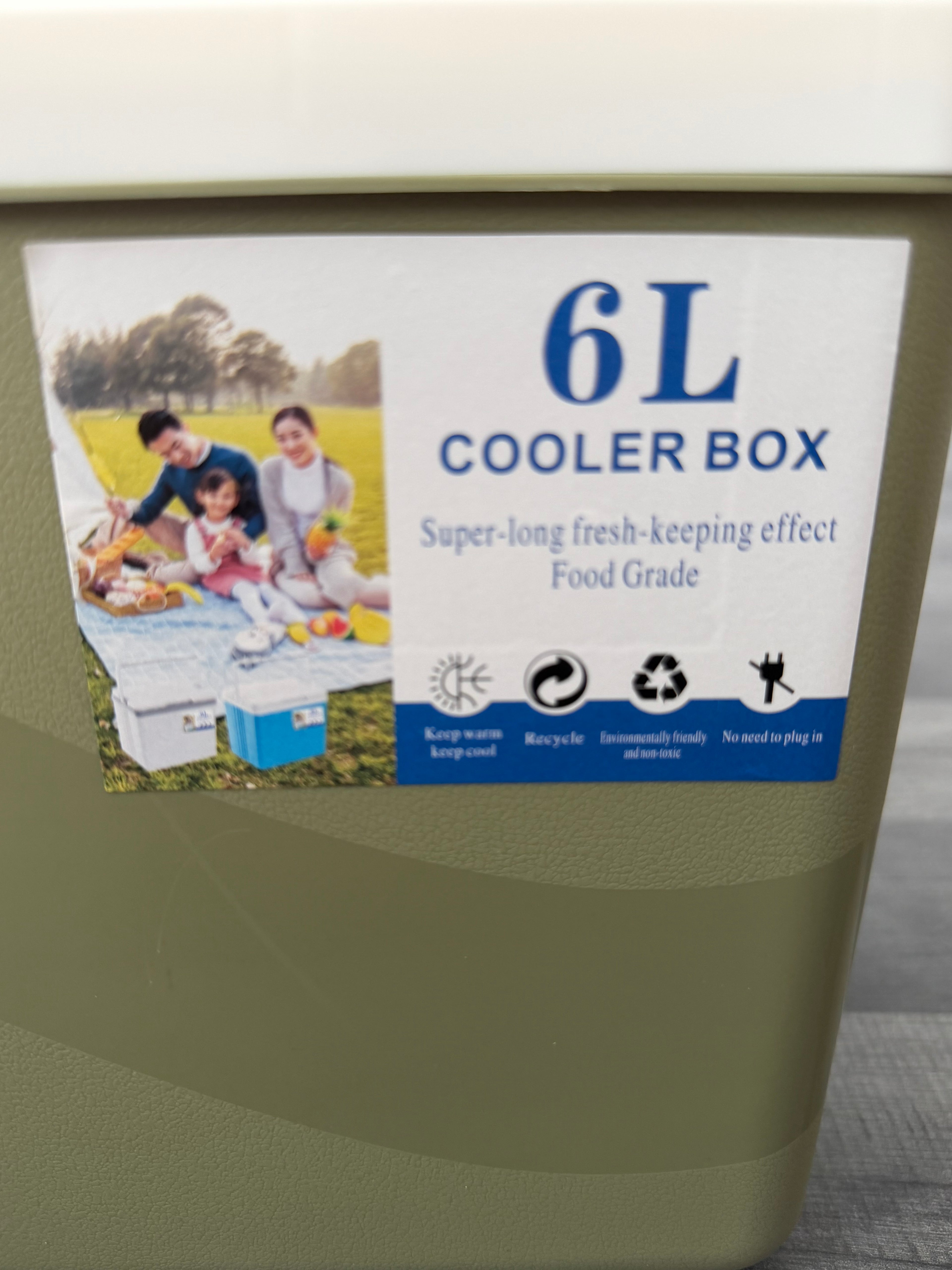 6L Food Grade Cooler Box Green/White for Indoor/Outdoor, Modern Style
