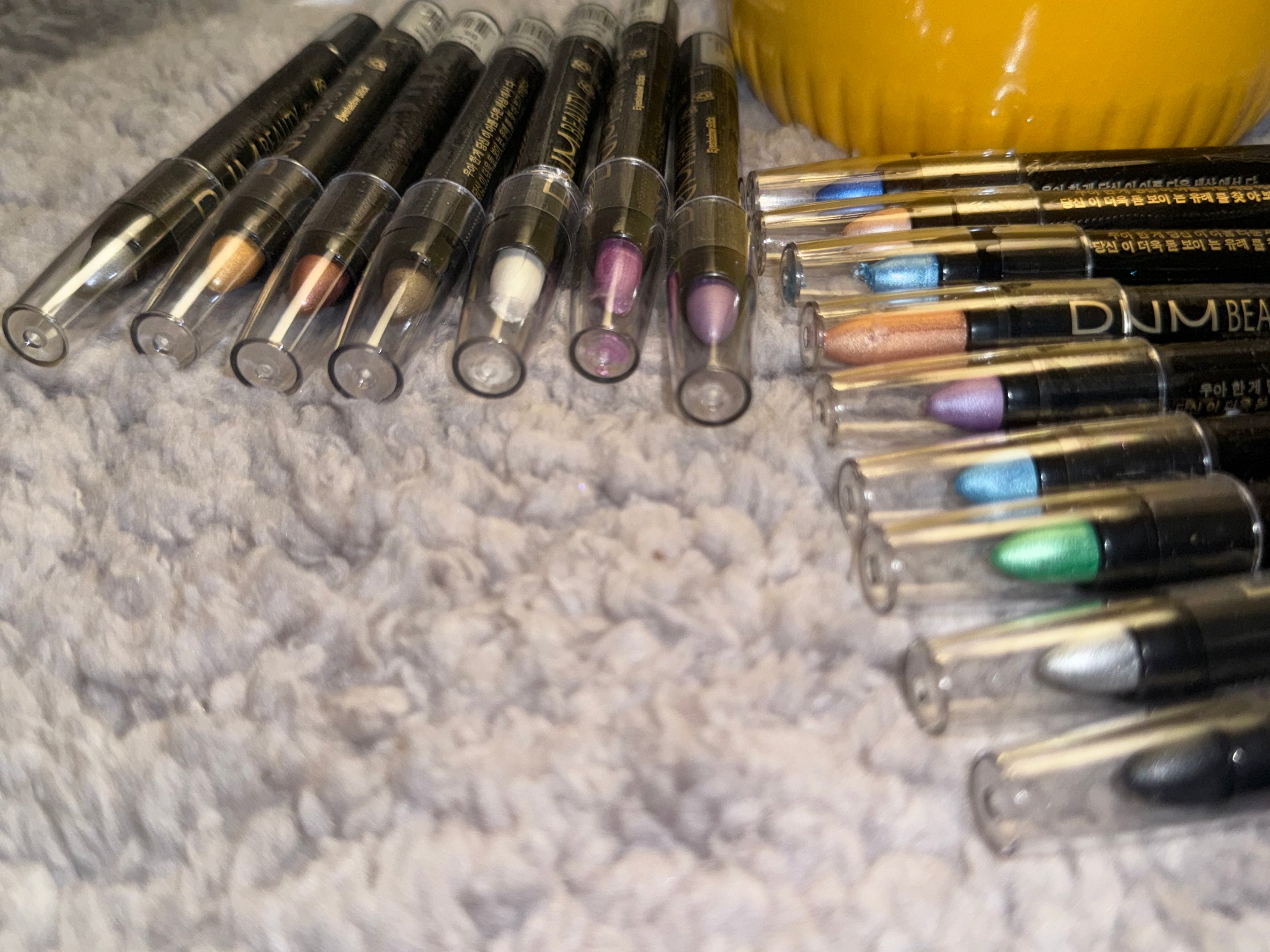 DNM Beauty Eyeshadow Stick Set – 14 Colors