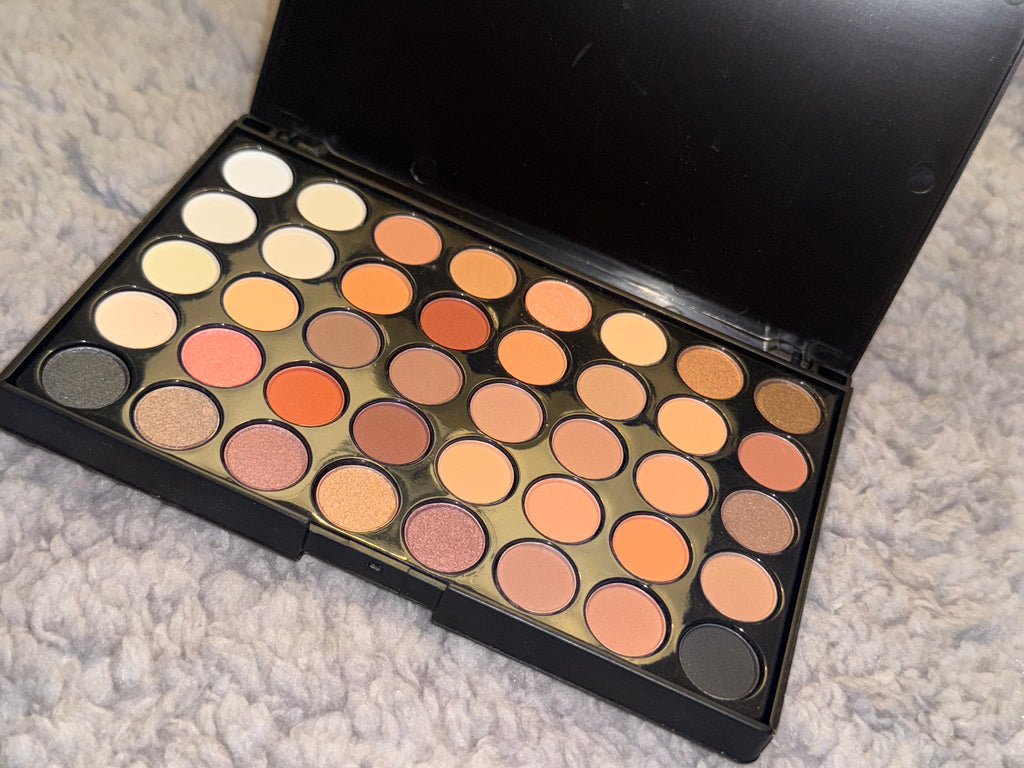 Popfeel 35 Color Eyeshadow Palette – Matte & Shimmer