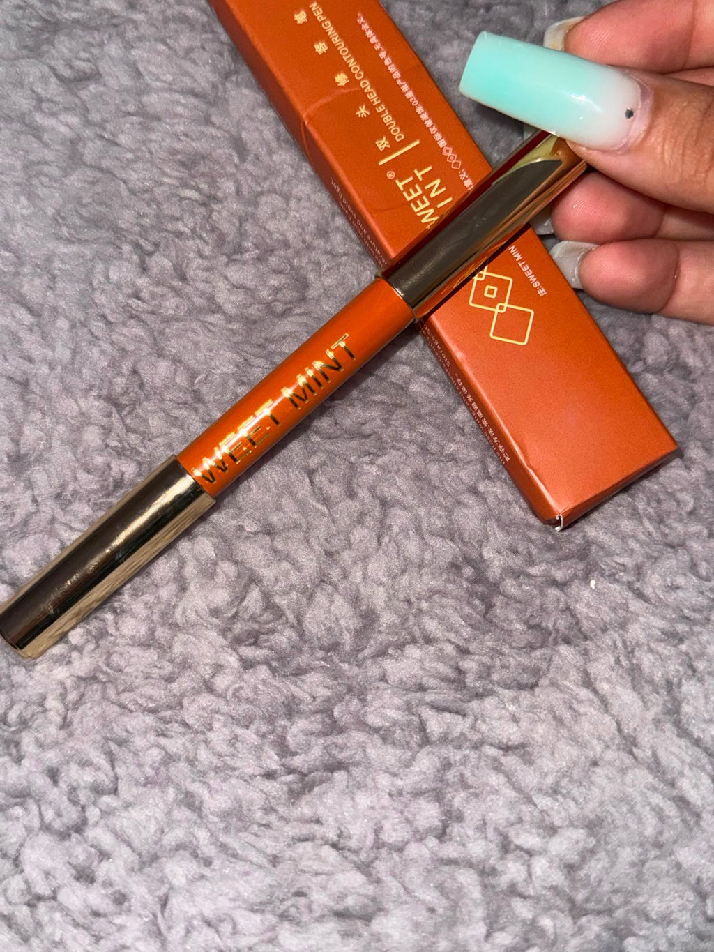 Sweet Mint Double Head Contouring Pen – Face Highlight & Contour Pencil