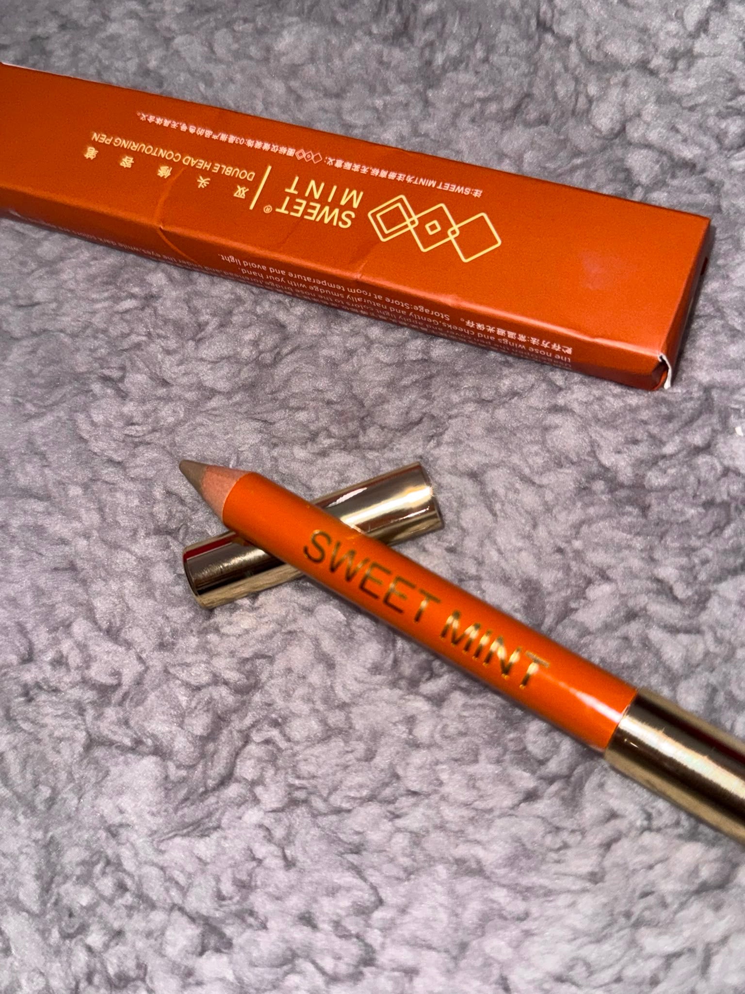 Sweet Mint Double Head Contouring Pen – Face Highlight & Contour Pencil